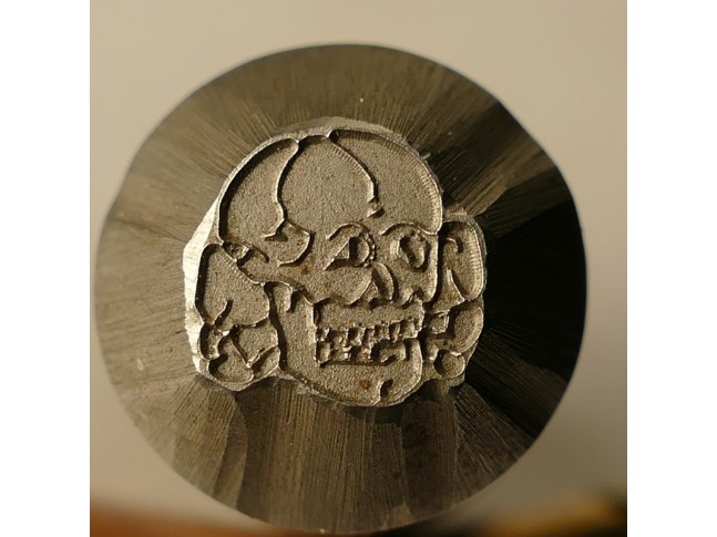 Stamp Skull