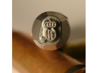 Stamp Crown Letter Q